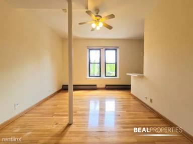 Main picture of 635 W Barry Ave