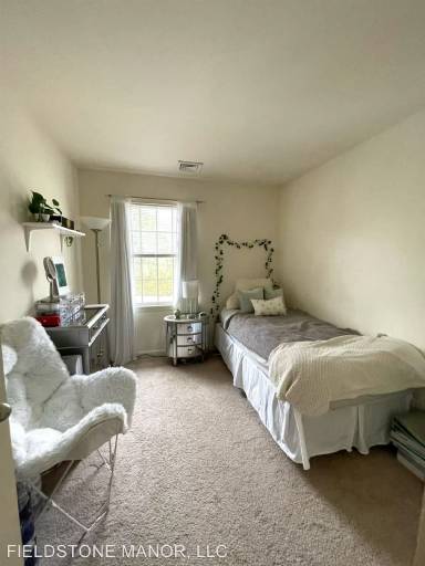 Main picture of 1002 Fieldstone Ter