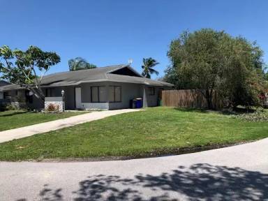Main picture of 4599 SE Roaring Brook Way