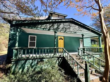 Main picture of 1331 Dowdy Rd
