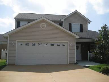 Main picture of 112 Chartwell Dr