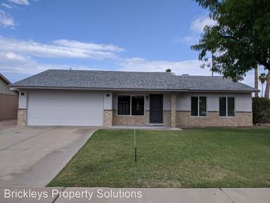 Main picture of 3043 S Extension Rd