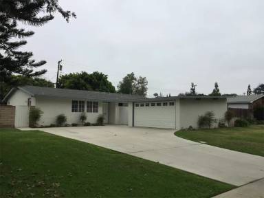 Main picture of 2481 Santa Ysabel Ave