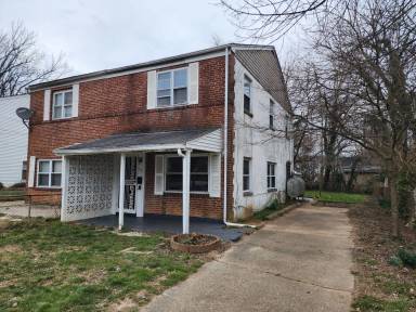 Main picture of 195 Ryan Ave