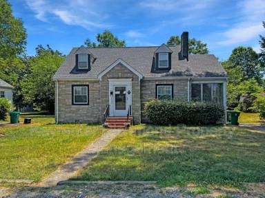 Main picture of 2303 Farrand Dr