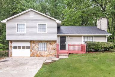 Main picture of 3066 Arden Way
