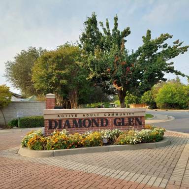 Main picture of 464 Precious Ln