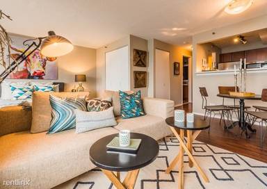 Main picture of 680 Condo