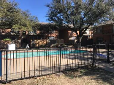 Main picture of 3648 Parkridge Dr