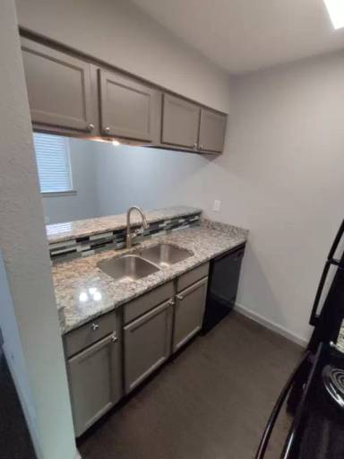 Main picture of 5156 Vandelia St