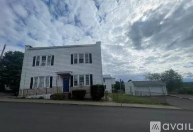 Main picture of 202 Nesbitt St