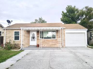 Main picture of 1346 Jamaica St