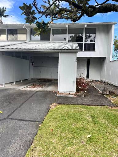 Main picture of 926 Kumukoa St