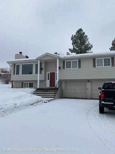 Main picture of 3201 Paul Ln