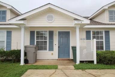 Main picture of 9794 Cobblebrook Dr