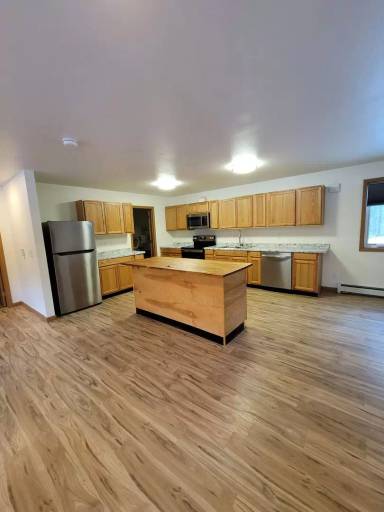 Main picture of 3795 Lyle Ave