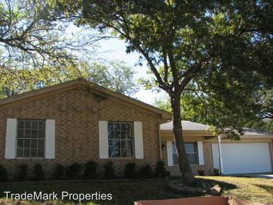 Main picture of 412 Carothers St