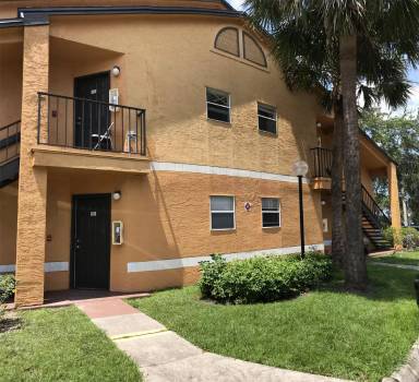 Main picture of 4658 Commander Dr