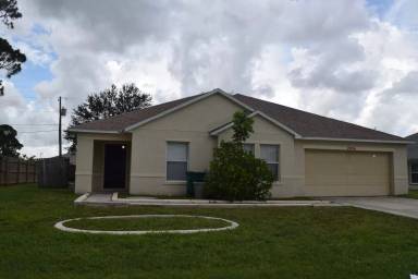 Main picture of 2806 SW Seaside Rd