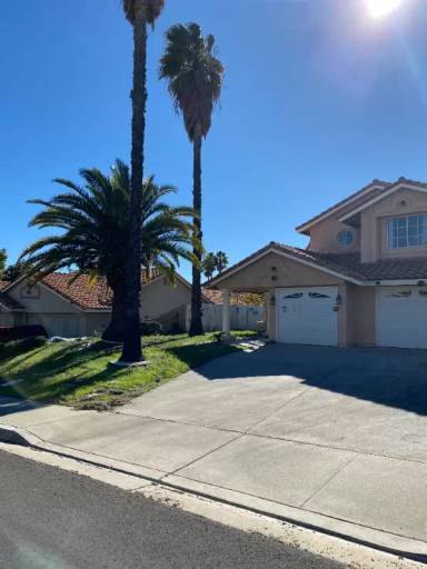 Main picture of 16502 Mango Way