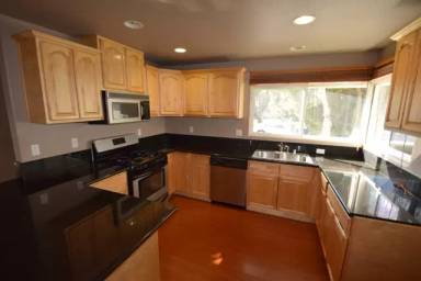 Main picture of 837 Haggin Ave