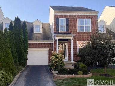 Main picture of 2420 Aristocracy Cir