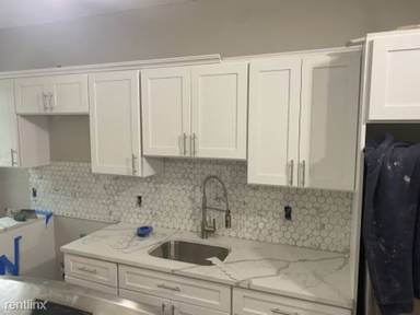 Main picture of 1119 E State St