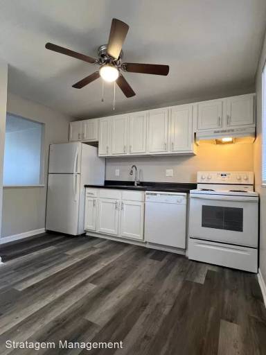 Main picture of Cedar Court Apartments