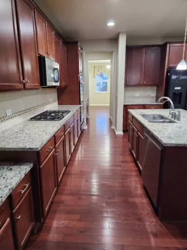 Main picture of 1627 Hideaway Ct
