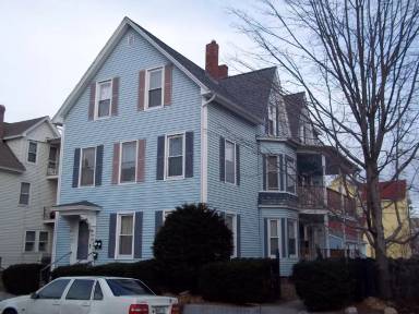Main picture of 435 Dubuque St