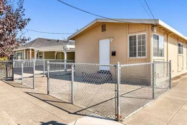 Main picture of 1702 Sanford Ave