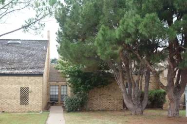 Main picture of 1011 Godfrey St