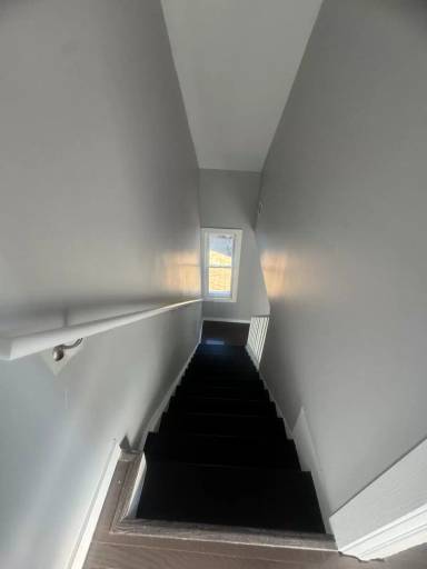 Main picture of 332 Newhall St