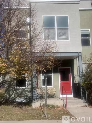 Main picture of 1351 Yellow Pine Ave