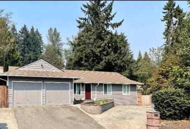 Main picture of 13110 NE 194th St