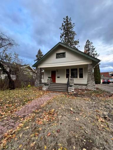 Main picture of 324 E 30th Ave