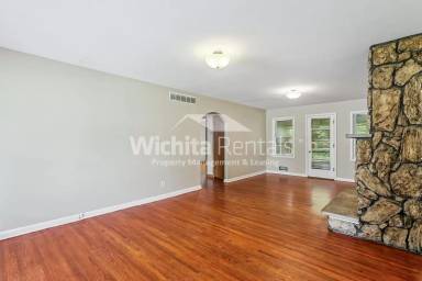 Main picture of 3412 W 9th St N