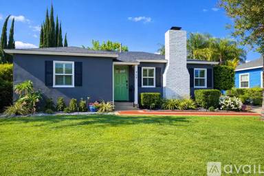 Main picture of 459 Stanford Dr