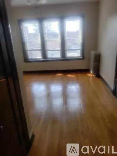 Main picture of 7856 S Eberhart Ave