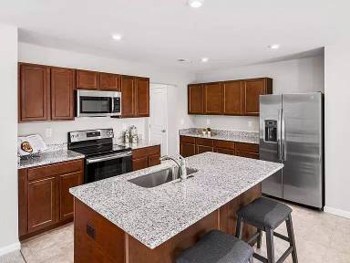 Main picture of 4009 Bowline Dr