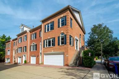 Main picture of 1178 N Vernon St