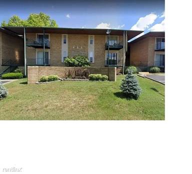 Main picture of Updated ground floor unit across from Madison Park