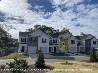 Main picture of Robin Landing Townhomes