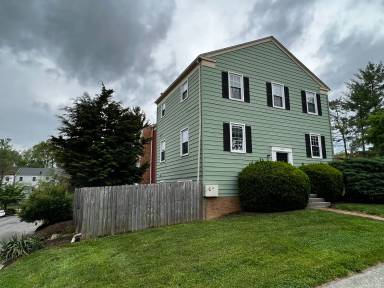 Main picture of 808 Cambridge Rd