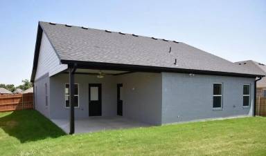 Main picture of 912 Avagail Ave