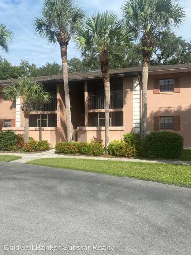 Main picture of Oak Forrest Condo