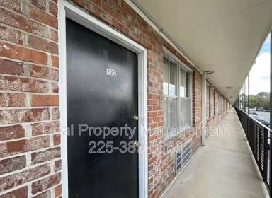 Main picture of Highlander Condominiums