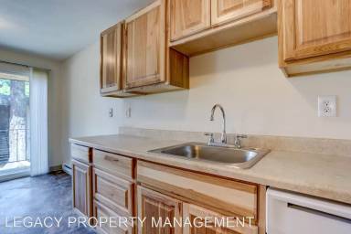 Main picture of 2615 SE 111th Ave