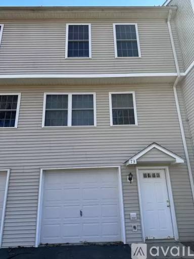 Main picture of 73 Marjorie Ln