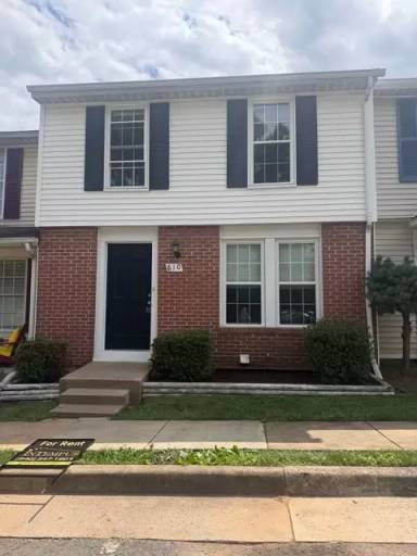 Main picture of 810 Wide Oak Ct